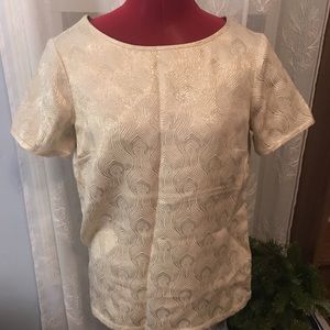 Gold Top: Perfect for the Holidays!